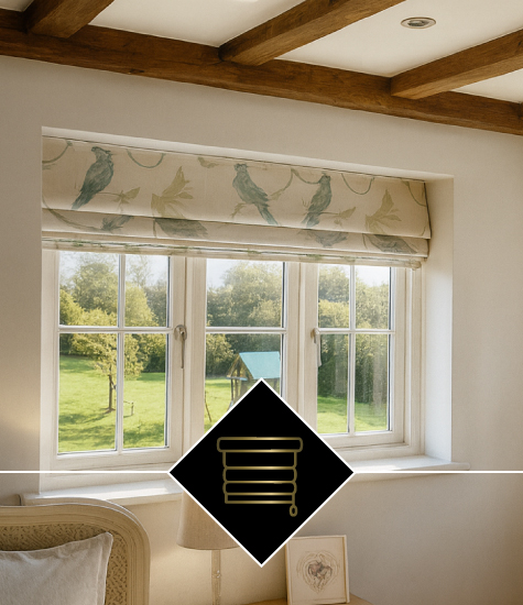 Roman blinds with soft pleats in a contemporary dining room by A Touch of Class
